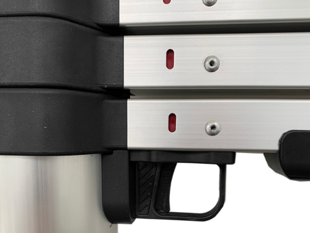 Teleskopicky zebrik StavUR - detail